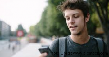 Job Seekers Are Mixed About Recruiters Texting Them